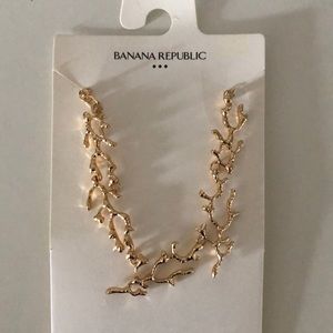 NWT banana republic necklace